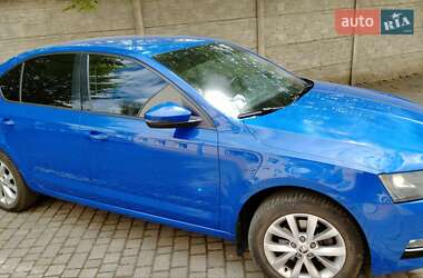 Ліфтбек Skoda Octavia 2018 в 