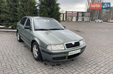 Лифтбек Skoda Octavia 2003 в 