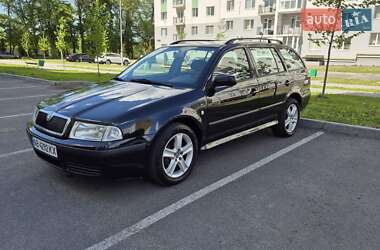 Универсал Skoda Octavia 2003 в 