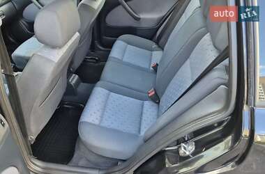 Универсал Skoda Octavia 2003 в 