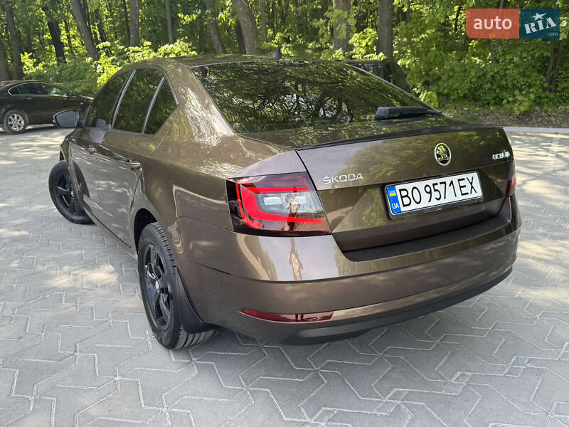 Лифтбек Skoda Octavia 2018 в Тернополе