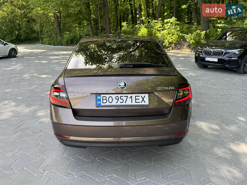 Лифтбек Skoda Octavia 2018 в Тернополе