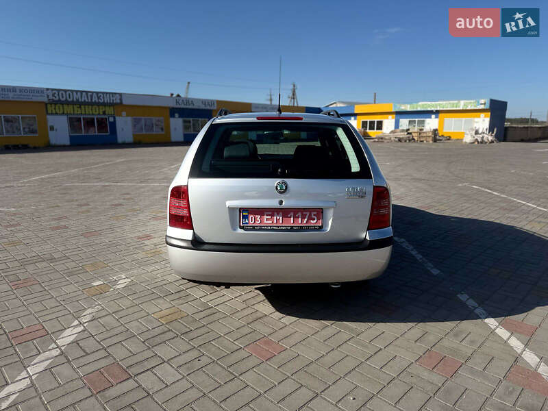 Універсал Skoda Octavia 2001 в Житомирі