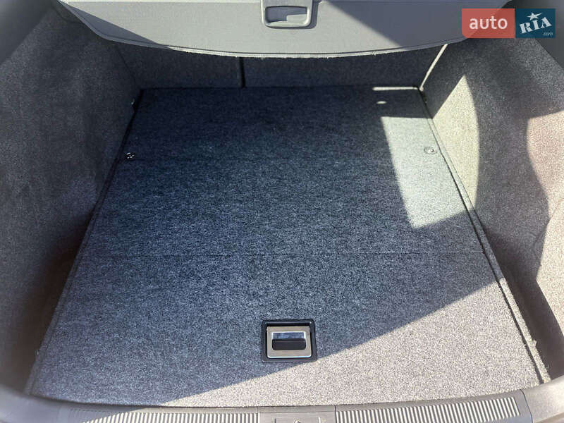 Універсал Skoda Octavia 2001 в Житомирі