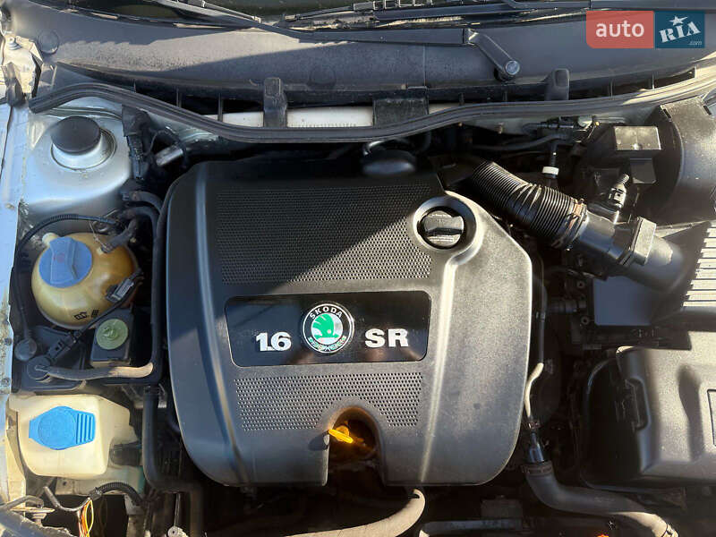 Універсал Skoda Octavia 2001 в Житомирі