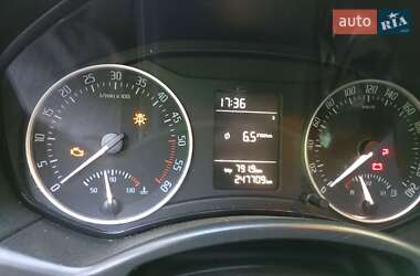 Універсал Skoda Octavia 2012 в Ірпені