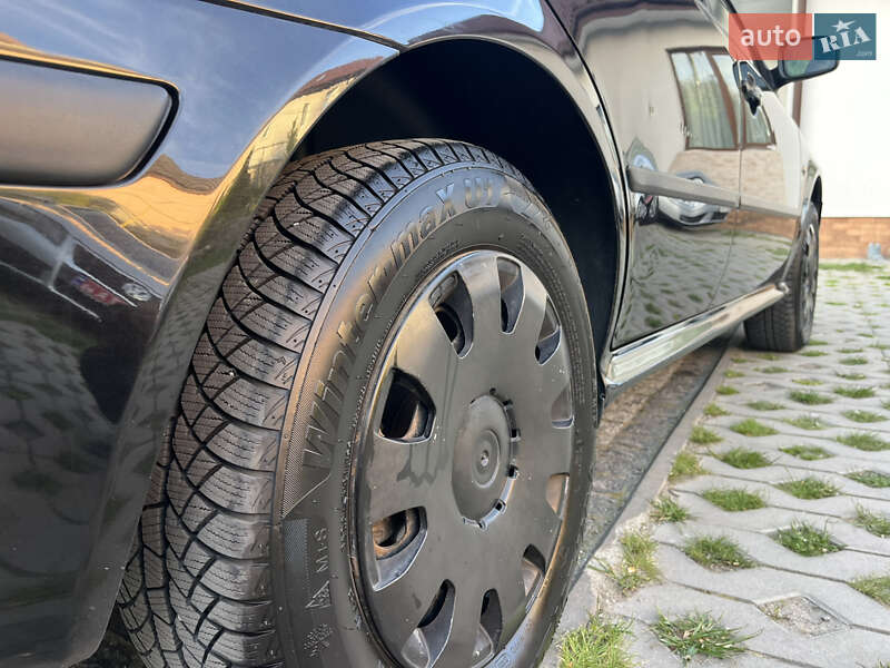 Універсал Skoda Octavia 2008 в Звягелі