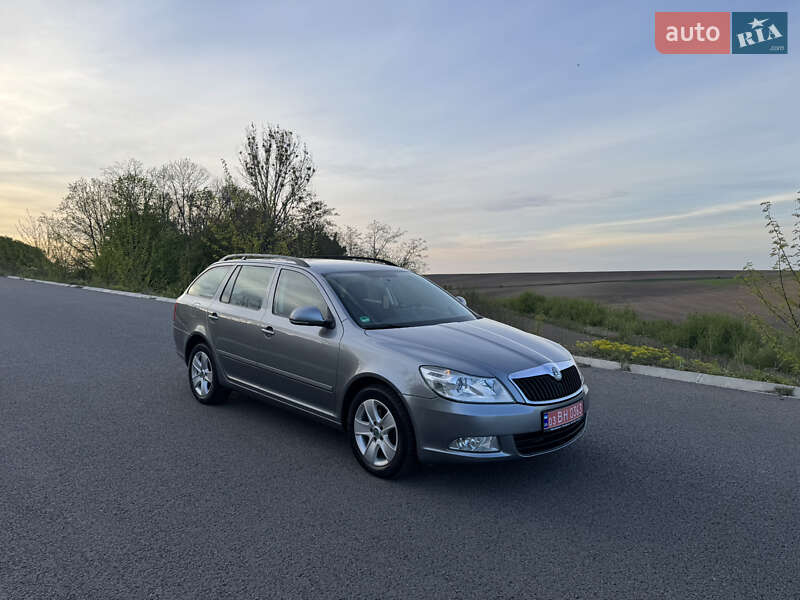 Универсал Skoda Octavia 2012 в Ровно