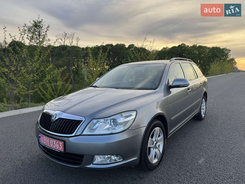 Универсал Skoda Octavia 2012 в Ровно