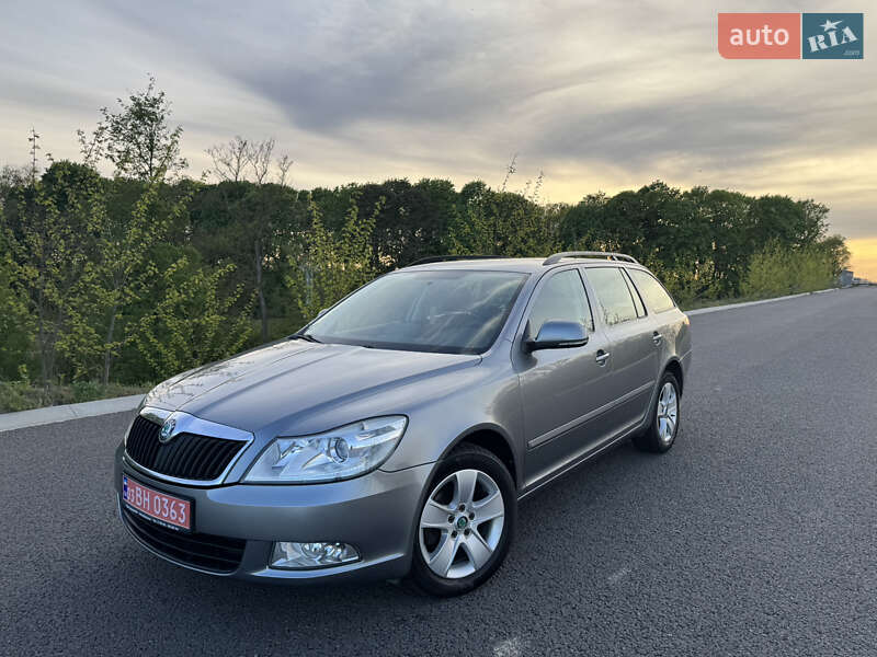 Универсал Skoda Octavia 2012 в Ровно