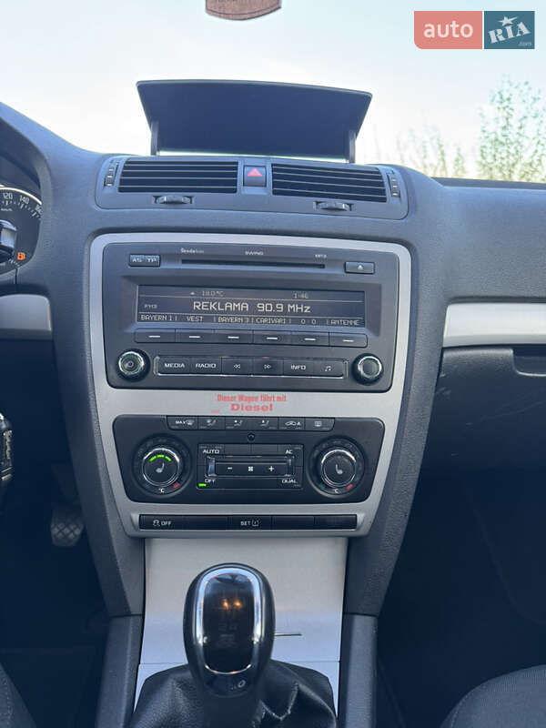 Универсал Skoda Octavia 2012 в Ровно