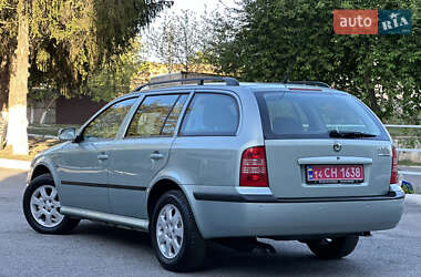 Универсал Skoda Octavia 2009 в 