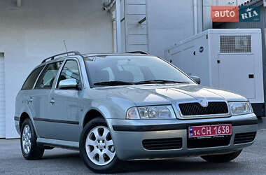 Универсал Skoda Octavia 2009 в 