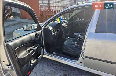 Лифтбек Skoda Octavia 2004 в 