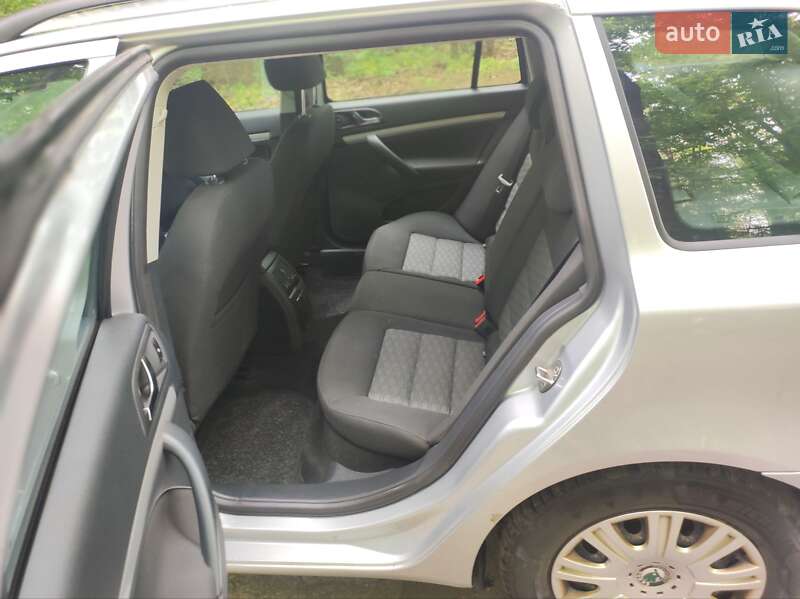 Универсал Skoda Octavia 2013 в Виннице
