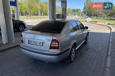 Лифтбек Skoda Octavia 2008 в 