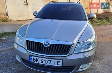 Универсал Skoda Octavia 2009 в 
