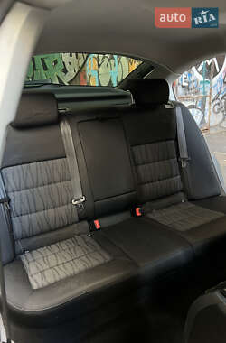 Лифтбек Skoda Octavia 2012 в 
