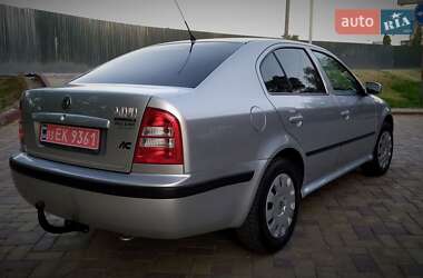Лифтбек Skoda Octavia 2009 в 