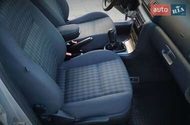 Лифтбек Skoda Octavia 2009 в 