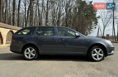 Универсал Skoda Octavia 2010 в 