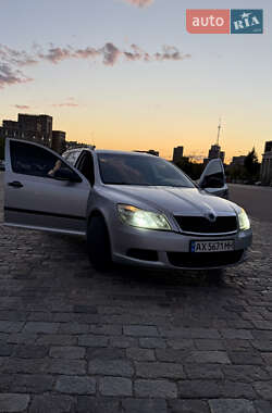 Универсал Skoda Octavia 2009 в 