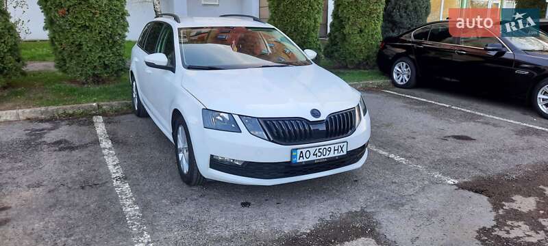 Универсал Skoda Octavia 2017 в Мукачево