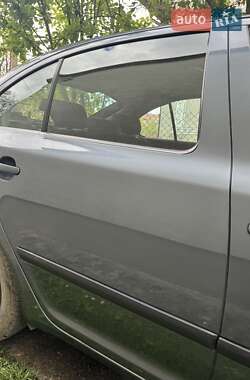 Лифтбек Skoda Octavia 2005 в 