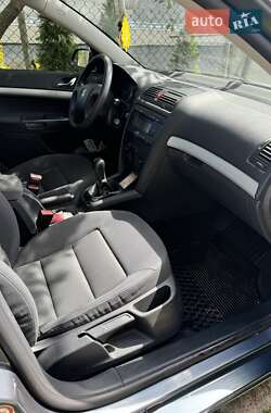 Лифтбек Skoda Octavia 2005 в 