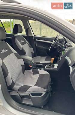 Универсал Skoda Octavia 2011 в 