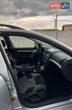 Универсал Skoda Octavia 2011 в 