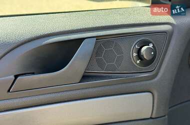 Универсал Skoda Octavia 2010 в 