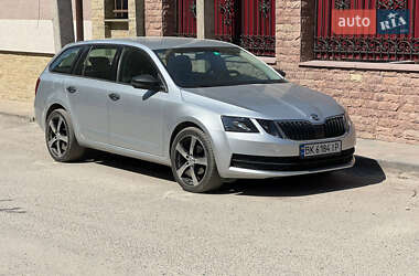 Універсал Skoda Octavia 2017 в Тернополі