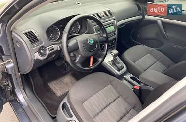 Ліфтбек Skoda Octavia 2012 в 