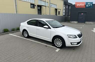 Лифтбек Skoda Octavia 2013 в 