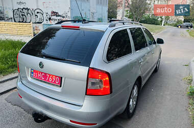 Универсал Skoda Octavia 2009 в 
