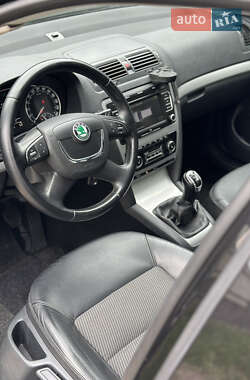 Універсал Skoda Octavia 2012 в 