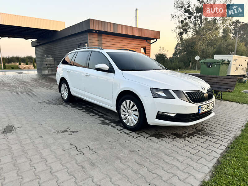 Универсал Skoda Octavia 2017 в Львове