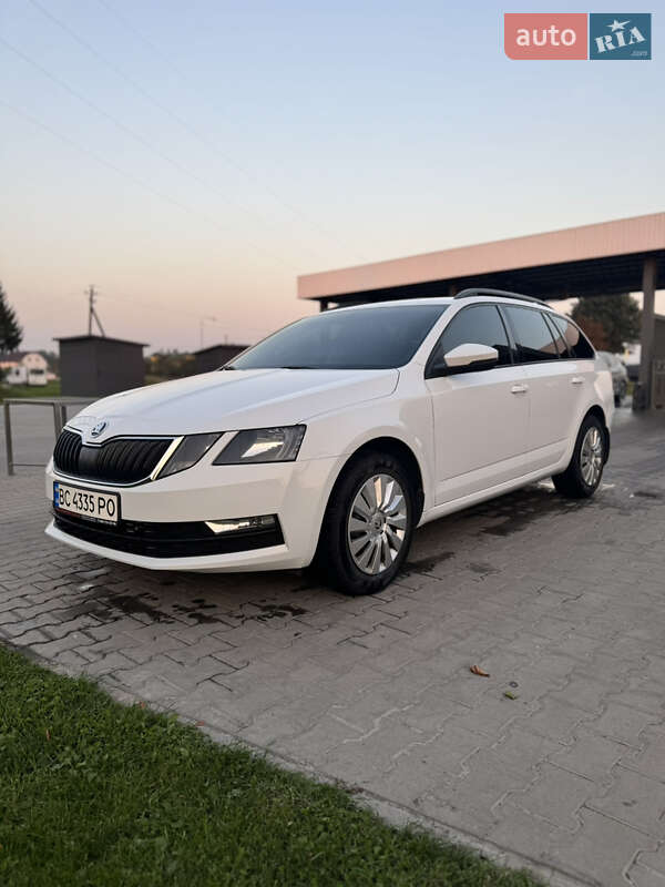 Универсал Skoda Octavia 2017 в Львове