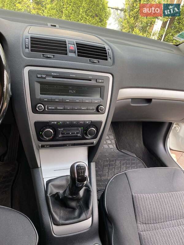 Ліфтбек Skoda Octavia 2011 в Києві