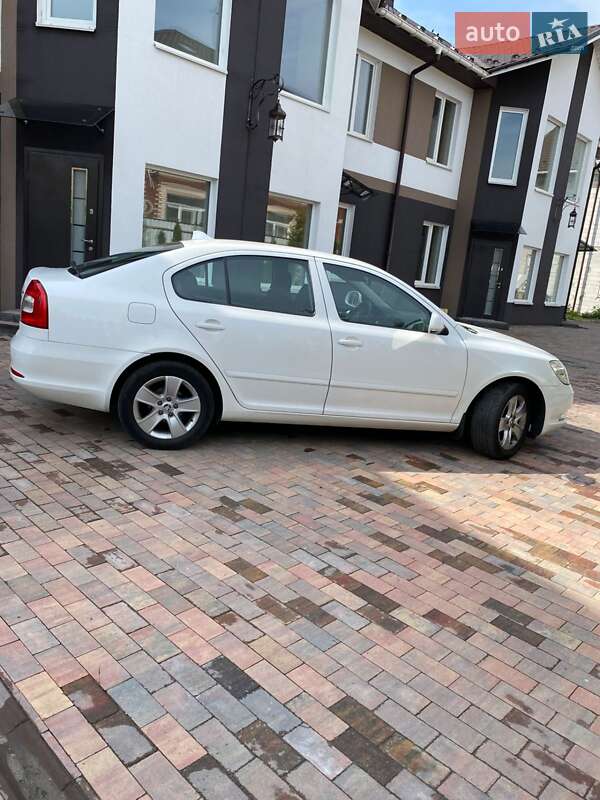 Ліфтбек Skoda Octavia 2011 в Києві