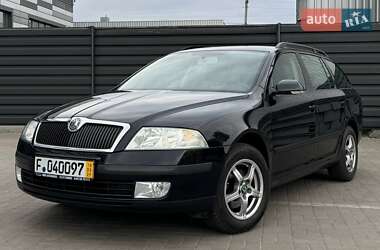 Універсал Skoda Octavia 2006 в Черкасах