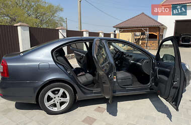 Ліфтбек Skoda Octavia 2012 в 