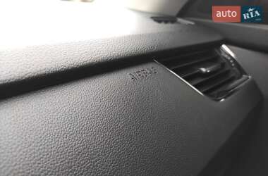 Лифтбек Skoda Octavia 2015 в 