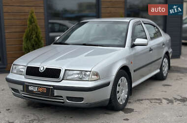 Лифтбек Skoda Octavia 1997 в Шептицькому