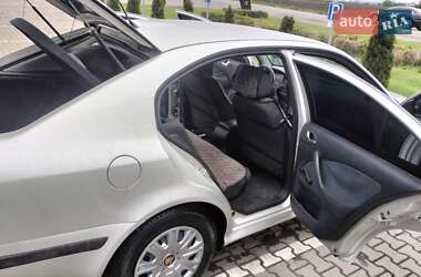 Ліфтбек Skoda Octavia 2004 в 