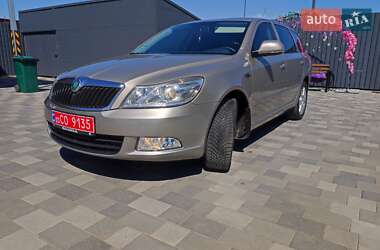 Универсал Skoda Octavia 2011 в 