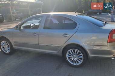 Лифтбек Skoda Octavia 2010 в 