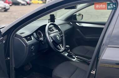 Ліфтбек Skoda Octavia 2019 в 