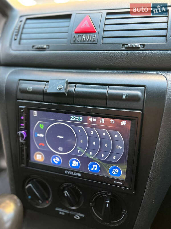 Лифтбек Skoda Octavia 2008 в Виннице